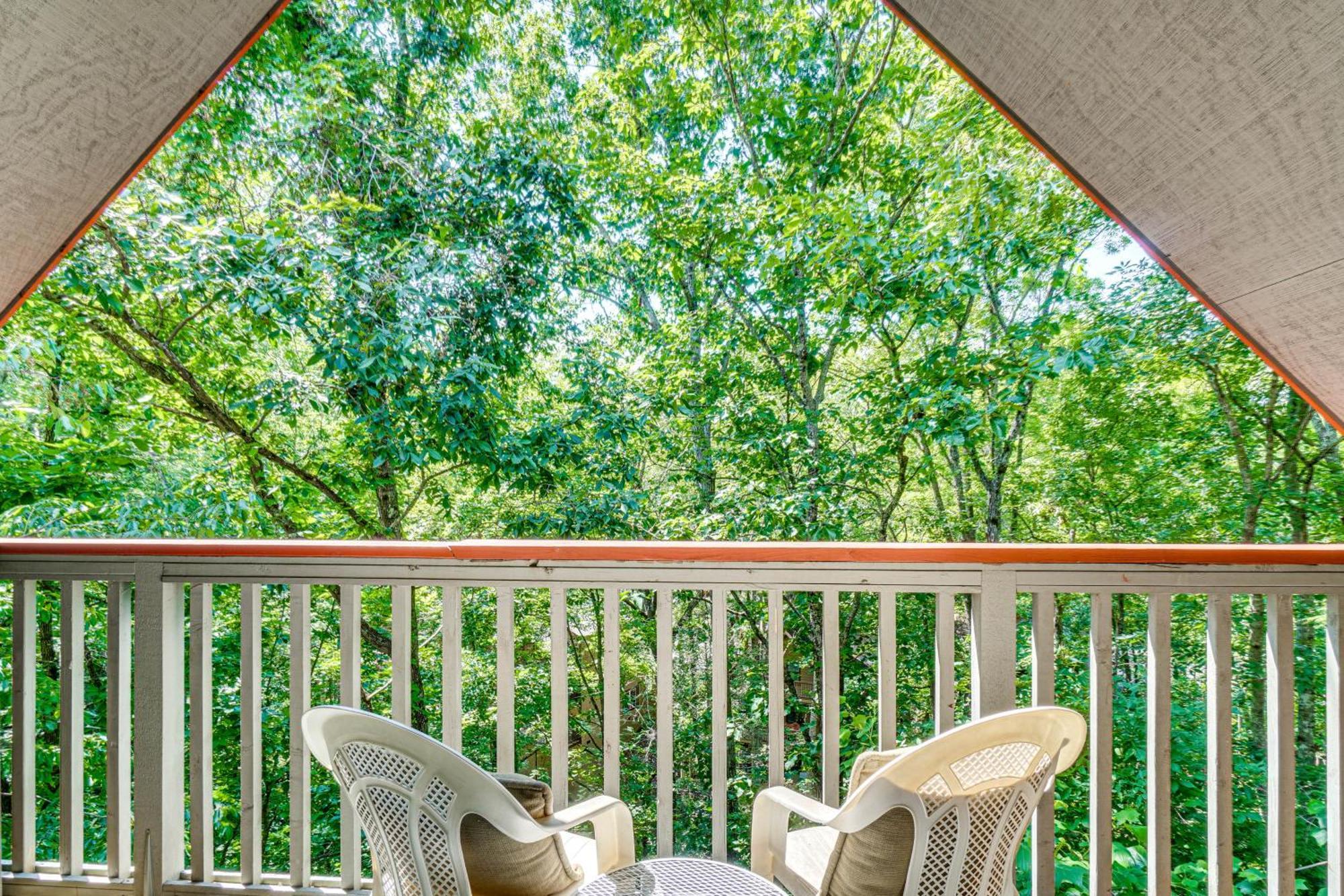Smoky Mountain Cabin With Deck And Hot Tub! Pigeon Forge Exterior photo